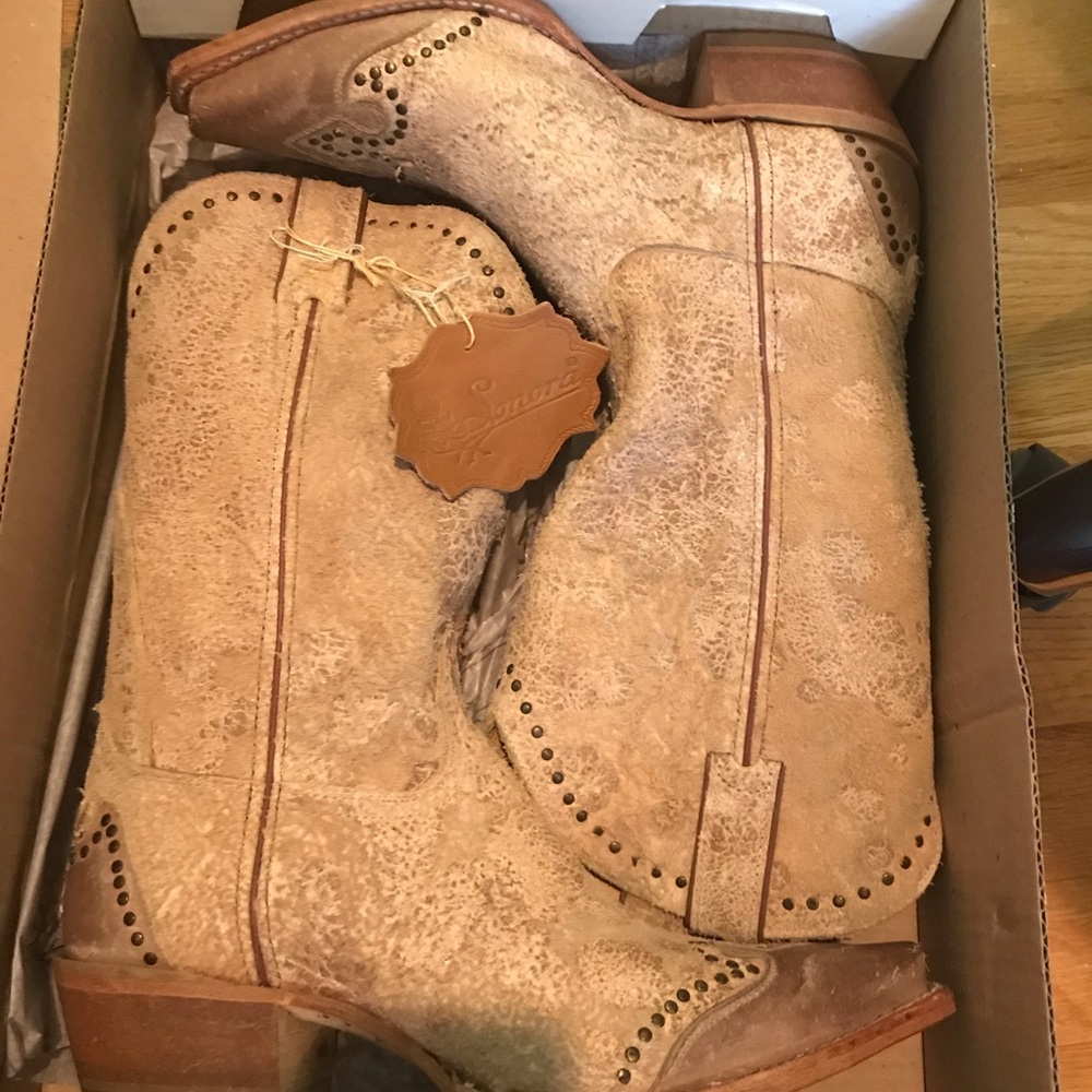 Brand new cowboy boots!!